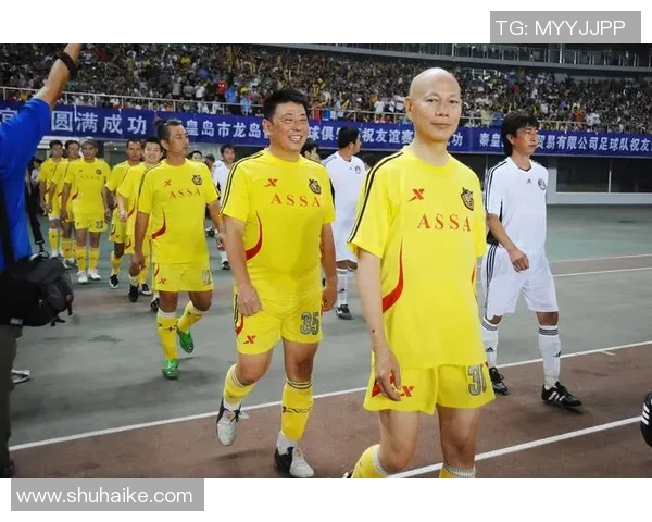 悬挂足球明星图案大全让你尽享球场魅力与明星风采的完美结合