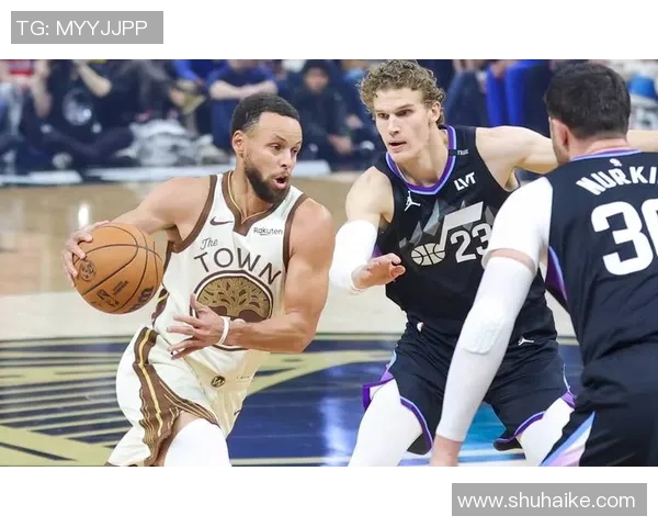 2017年勇士队与爵士队首场较量精彩回顾与赛季分析